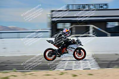 media/Mar-25-2024-Moto Forza (Mon) [[8d4319bd68]]/3-Intermediate Group/Session 4 (Front Straight Speed Pans)/